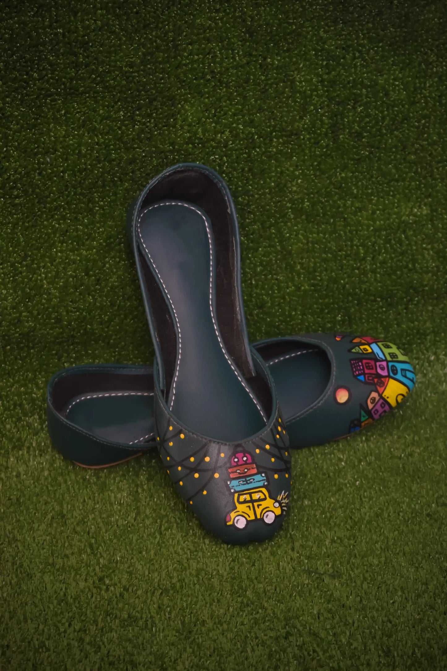 Funky Elegance Khussa