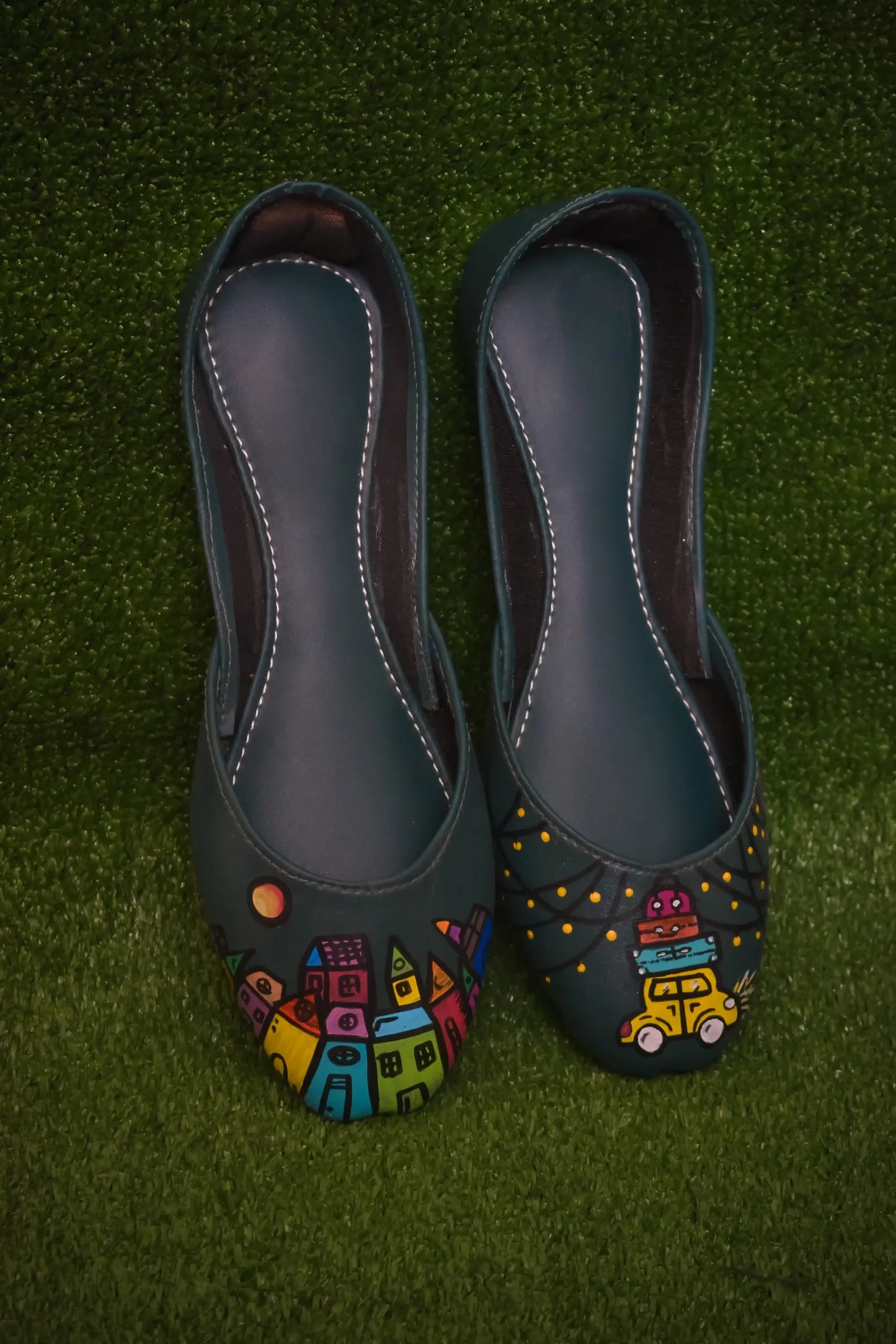 Funky Elegance Khussa