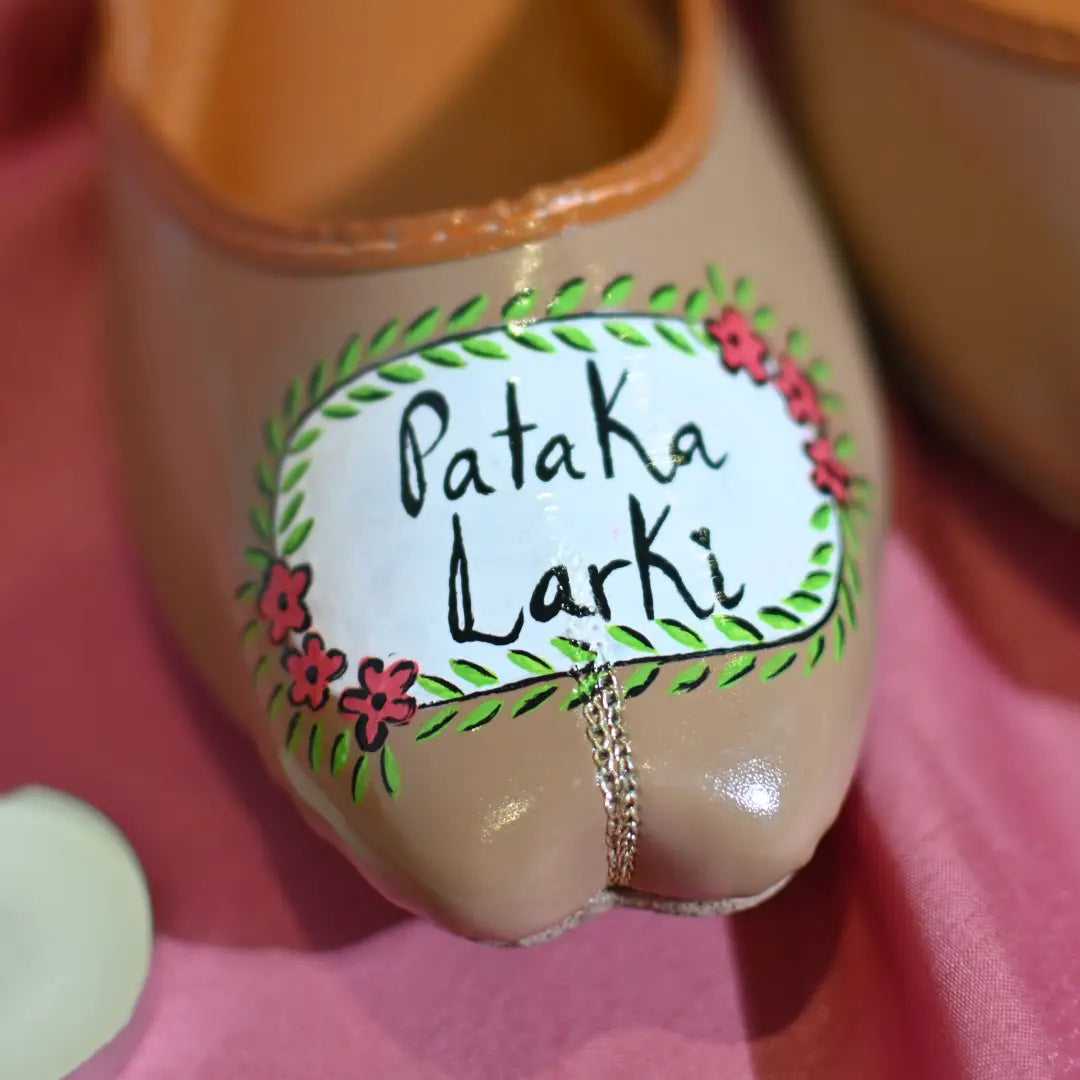 Patakha Guddi Khussa